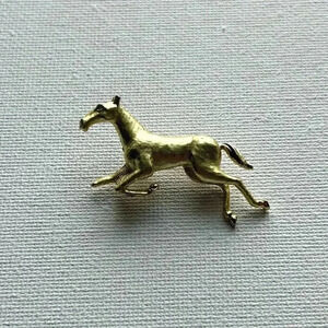 Vintage Gold Tone Running Horse Brooch Pin